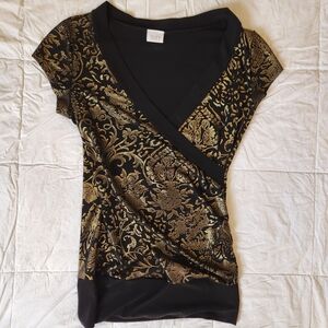Black and gold vee neck tee shirt